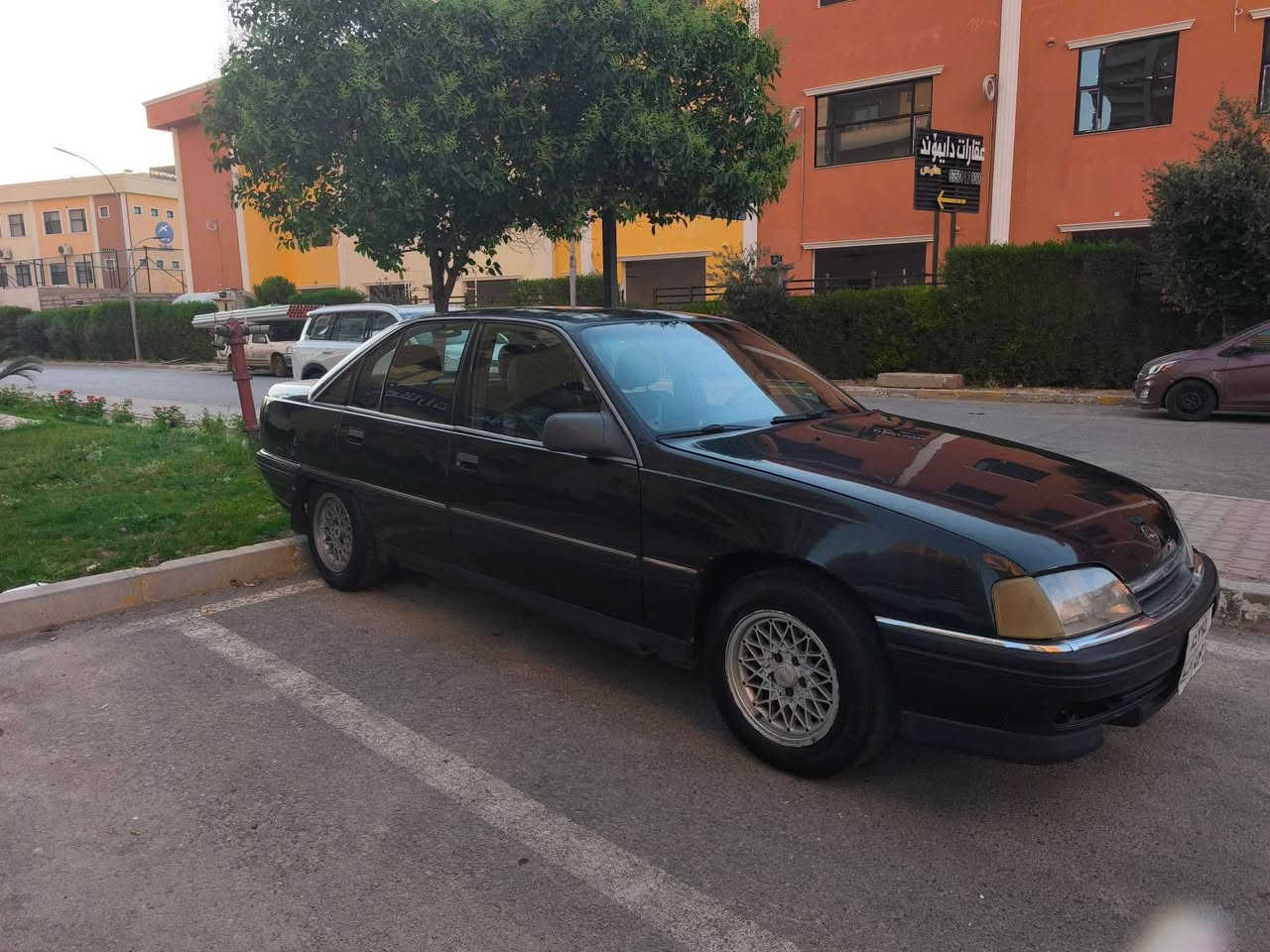 ⚫️ للبيع أوبل أوميكا صالون موديل 1991 ⚫️
▪️ لون أسود رقم أربيل
▪️ محرك 2.0
▪️ فتحة سقف
▪️ نوزلات منظفة حديثا بدون أي مشاكل
▪️ بلاكات جديدة
▪️ فيد بمب جديد
▪️ السيارة متوقفة فترة طويلة وتحتاج إكمال بعض الأمور البسيطة
▪️ سنوية ساقطة من 6 سنين بسبب عدم استخدام السيارة
▪️ سيارة مريحة وثابتة بالطريق و هيكلها قوي و نظيف جدا
💵 المطلوب: 32 ورقة مع مجال بسيط للجادين
▪️ عليها مخالفات تنزل من السعر
▪️ المعاينة والفحص على الرحب و السعة

📩 التواصل خاص


**إذا كنت صاحب هذا الإعلان وتريد حذفه لأي سبب، رجاءا أرسل رسالة إلى الدعم الفني**