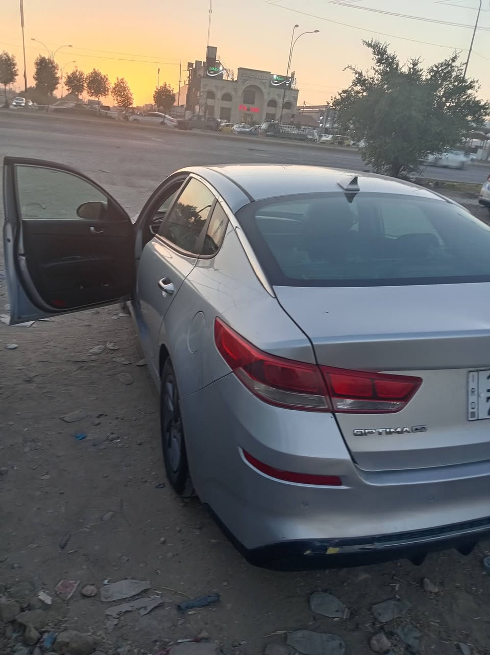 السلام عليكم كيا أوبتما وارد امريكي حادثها فقط بنيد بدون دواخل مصلح نفسه موديل ٢٠ ماشية 124 مايل رقم بابل انكليزي عارضها راعيها (132$) السعر قابل للتفاوض مكلف بالنشر مكان السيارة بابل مركز محافظة هذا رقم راعيها (***********)
