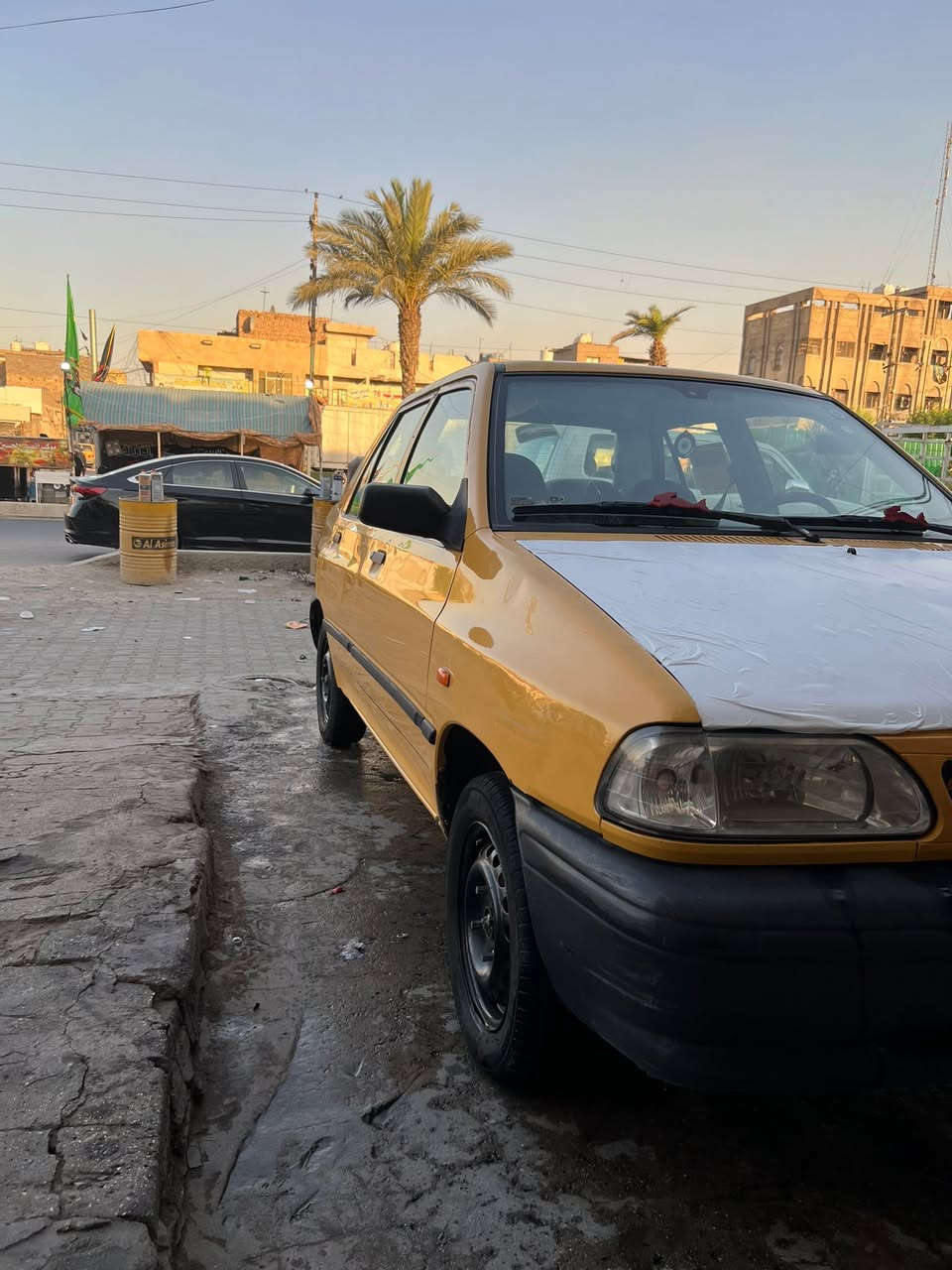سلام عليكم عيني سايبه مديل 15  كير  + محرك كفاله + تبريد عوزه بس غاز + معروضه  30 وبيها مجال  عنوان  بغداد مدينه الصدر  (الستفسار على رقم ***********)
