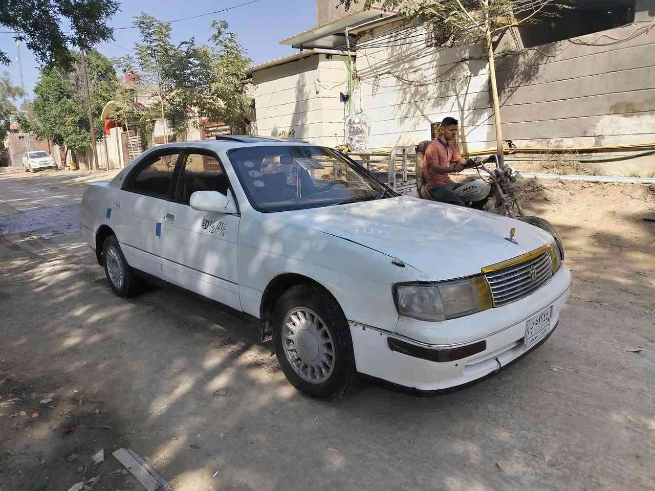 للبيع تويوتا كراون موديل ٩٢ متصل رقم انبار الماني سنويه لل٢٧ سياره شغاله وجاهزه كير ومحرك وحداديه وتخم تاير السعر ٢٧ ورقة للاتصال ***********
