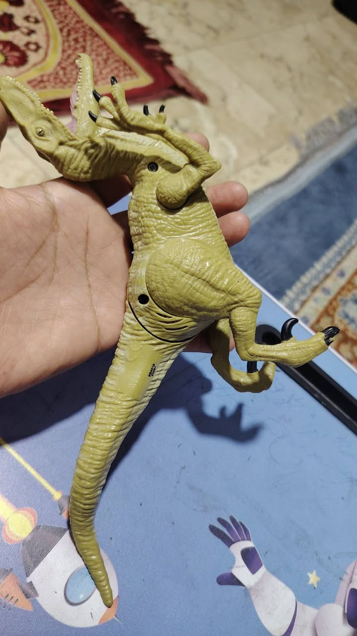 السلام عليكم
ديناصور طلع بهل شكل بدون كارتونه نقص القبق مال باتري
اليفيده ينطيني سعر باليرضي الله وبالعافيه


**إذا كنت صاحب هذا الإعلان وتريد حذفه لأي سبب، رجاءا أرسل رسالة إلى الدعم الفني**