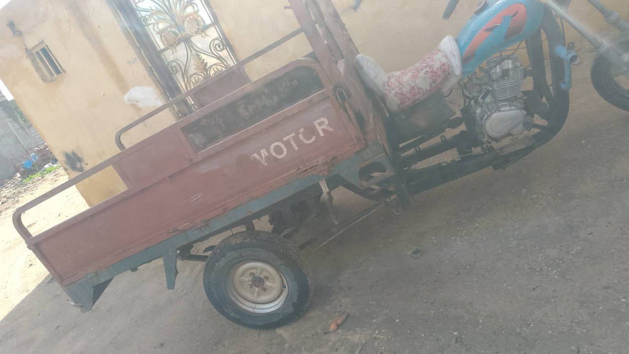 ستوته كلك محرك 25 كير بكس ضفيره تأيرات مكان كوفه شارع المعمل سعر 550الف وبيها مجال *********** مستعجل
