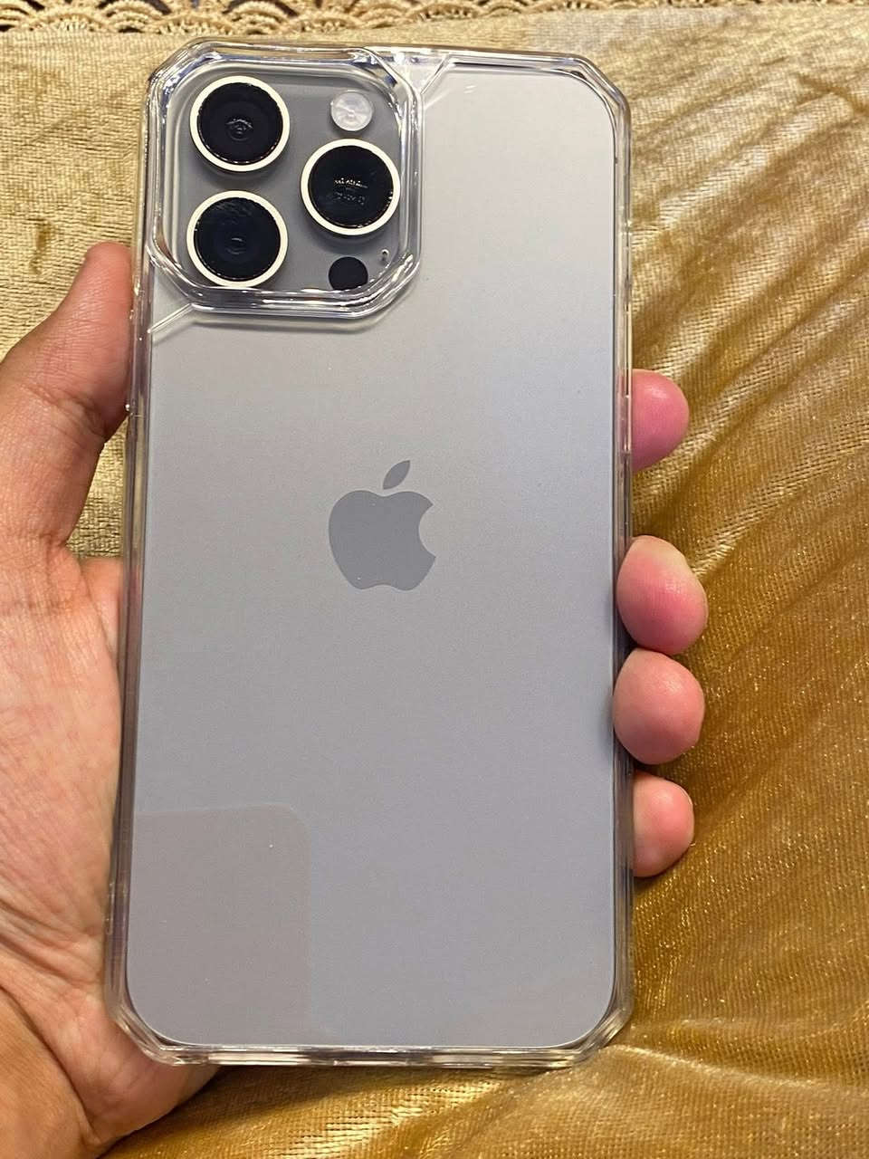 سلام عليكم ايفون 15بروماكس نظيف زلغ مابي بطاريه 94 رايده ب700رايده *********** واتس فقط
