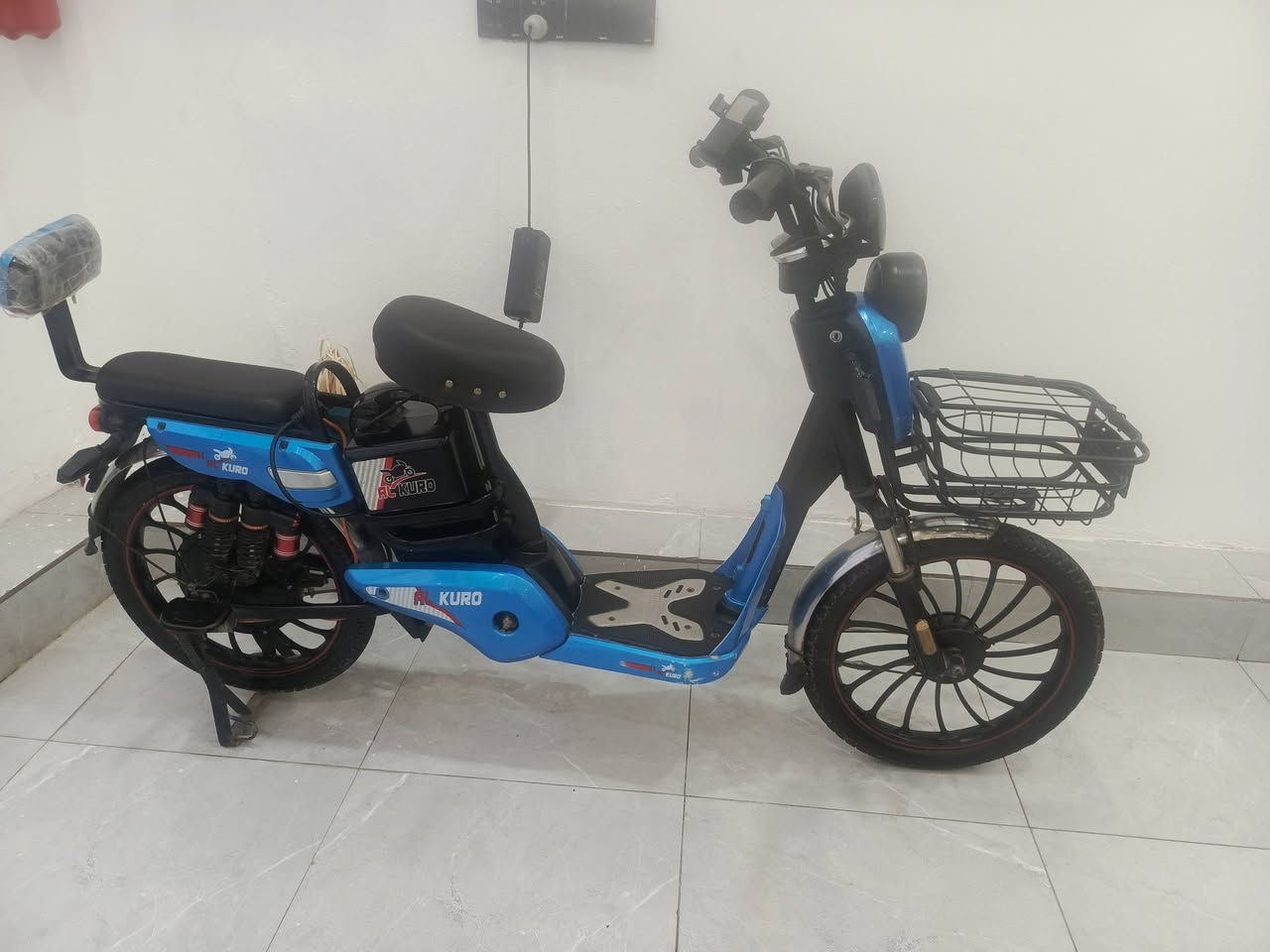 سلام عليكم ماطور جديد بطاريات شرط فقط يعوز سكريتر تتصلح ب15لو ب12الف سعر خاص او تصال عل رقم  ***********
