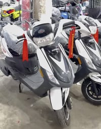 ماكس شاينك ٢٠٢٣ • استعمال قليل • فلوجة شارع ٤٠