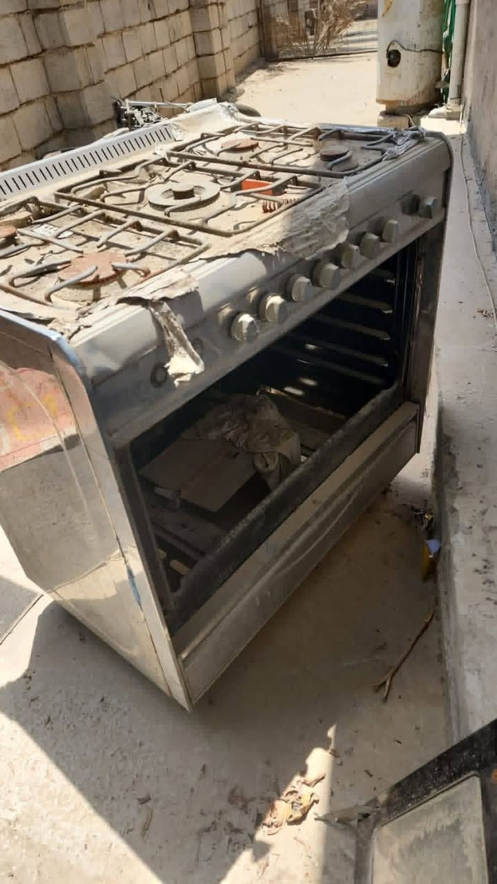 ***********السلام عليكم ورشةابو ادم الصيانه الطباخات تجيكم الصيانه الباب البيت.
