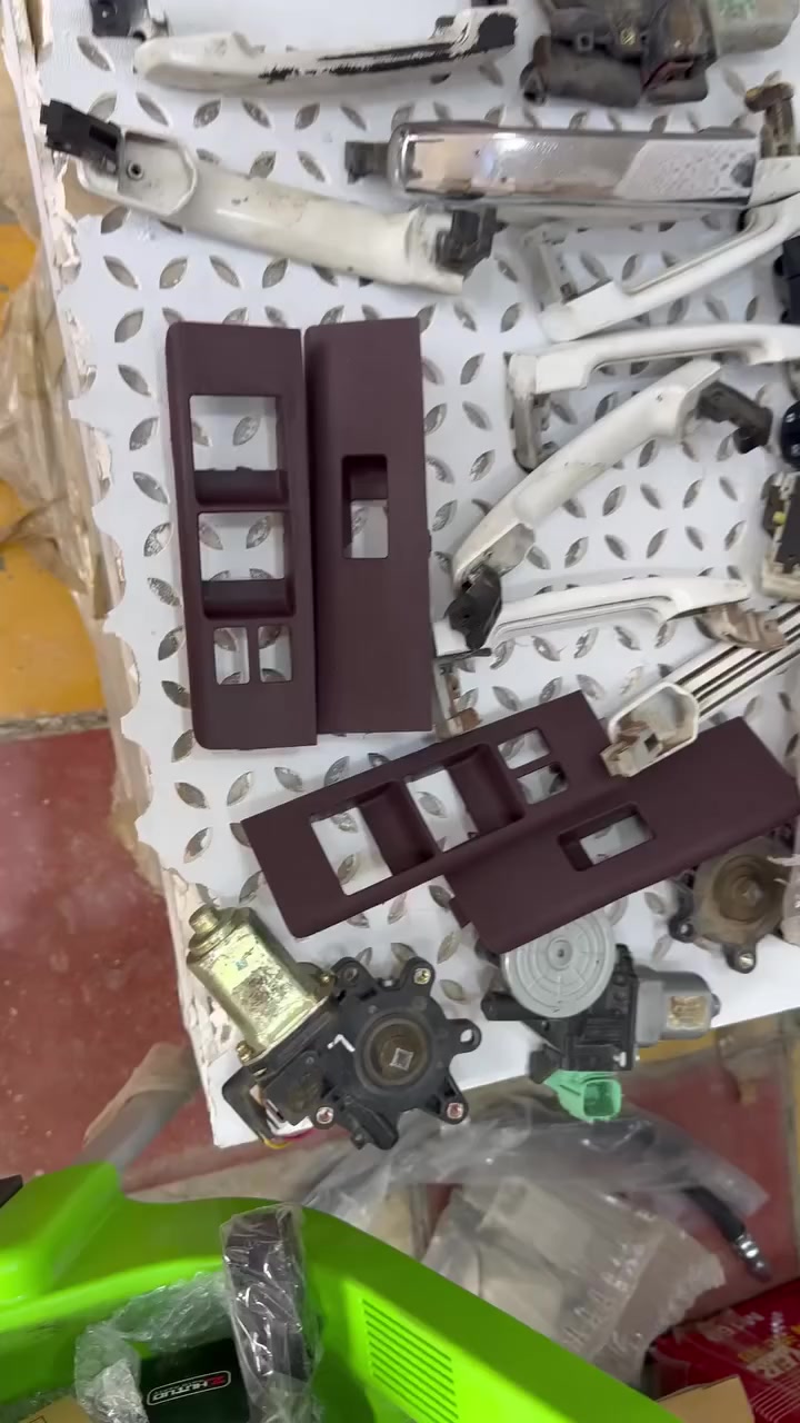 محلات الريان ادوات احتياطية الريان ادوات احتياطيه
#جميع #قطع #غيار. #نافارا 
✅ صليب ستيرن اصلي #حاويه 
✅ شباك نيفارا اصلي #حاويه 
✅ مجول #نيفارا اصلي #حاويه 
✅ قفل باب اصلي شركة #جديد 
✅ قاعدة فيوزات اصلي #حاويه 
✅ مروحة تبريد فان اصلي #حاويه 
السعر مراسلة الصفحة 
واتساب *********** 
تتوفر خدمة توصيل 🚚 كافة محافظات العراق
