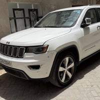 جيب موديل ١٥ الفئ لمتد ٠٧٧١٣٩٨٦٨٣٧ مكان السياره بغداد