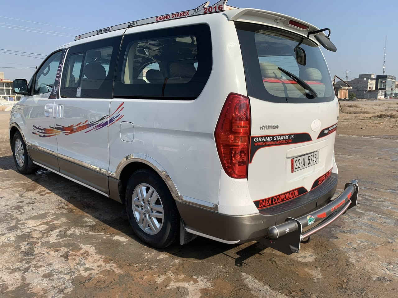 السلام عليكم 12 اربيل دولي مفتوح سياره كلها جاهزه وكامله مكينه جديده ضررها مكانين صبغ وجامرلوغ امامي مبدل السياره مصروف عليها وتجي تشوف وتحكم للبيع مكاني ديالى رقمي *********** سعرها 150 وبيها مجال
