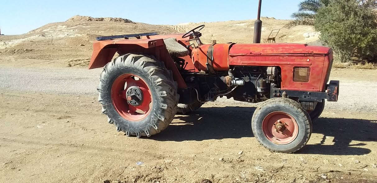 السلام عليك
يوجد تنكتر عنتر للبيع موديل ٨٢ شغال كامل نكره سلف محرك بي تبخير .
السعر :- ٣ مليون بي شوي مجال .
المكان :- الدولاب .
للتواصل :- *********** بي واتساب.
