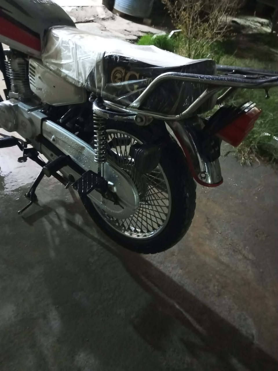 متاح تايكر 21 دراجه نضيفه مكاني الحديد ***********
