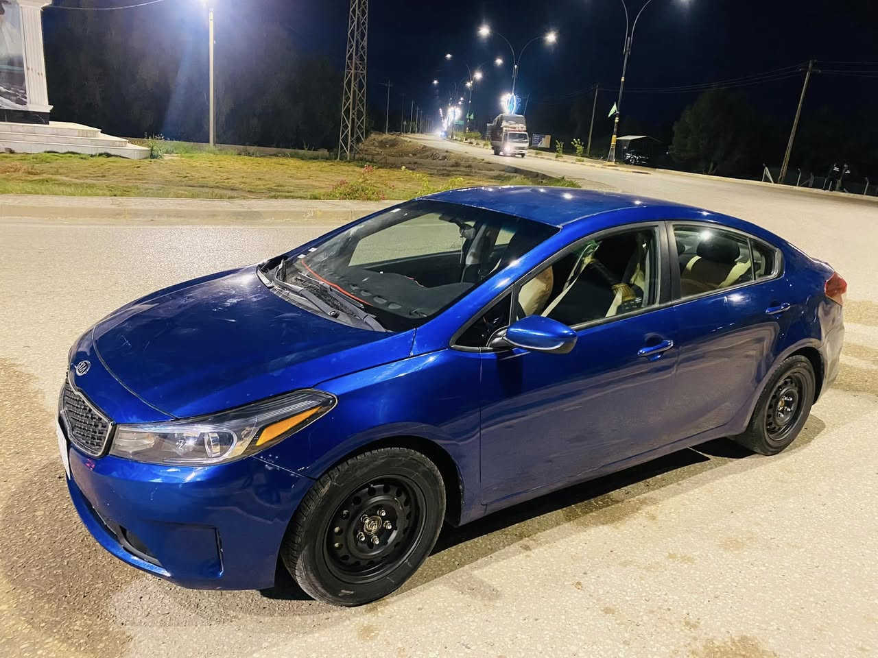 #السلام عليكم (( 105 )) $$

للبيع كيا فورتي موديل 2017 قادسية تحويل مباشر سياره جديده وجاهزه حادث مرفق بلمنشور صبغ قبق جنطه وبنيد مبدل بلاد فقط سياره بدون ارباك مكاني بابل كفل رقم الهاتف ***********
