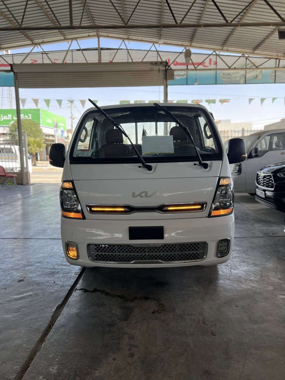 كيا حمل 2022 قصه ال 2023 ماشيه 23 الف حقيقي سياره اخت الزيرو شرط لاصبغ ولابارد طخم تاير جديد بيها حصه كاز السعر 148 وبيها مجال للتواصل 
***********
