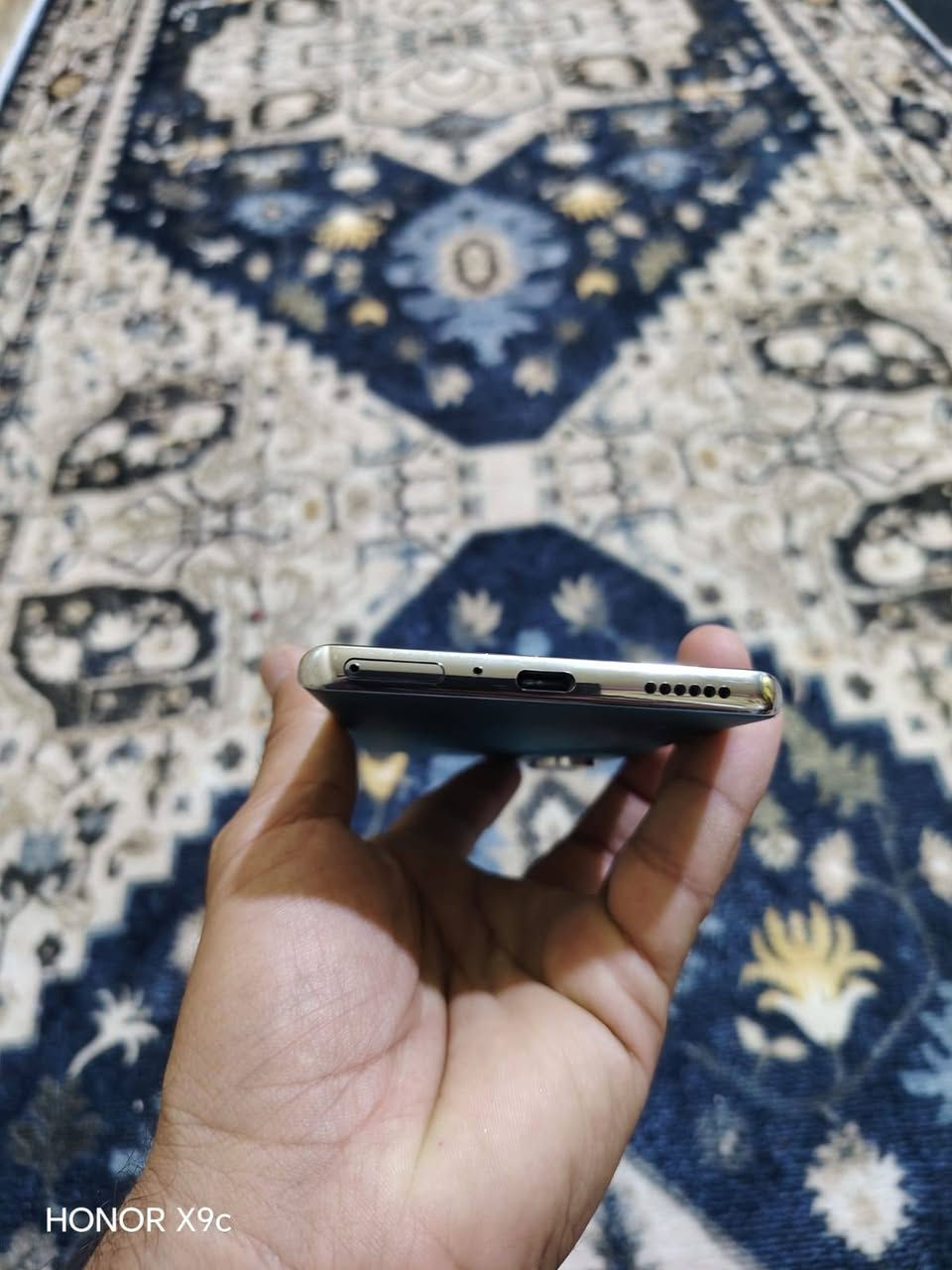 سلام عليكم للبيع أو مراوس
TECNO CAMON 40 Pro 5G
الجهاز بي فطر بل شاشة واضح بلصور 
بدون ملحقات جهاز فقط السعر 190
اتصل على *********** البصرة, العراق
