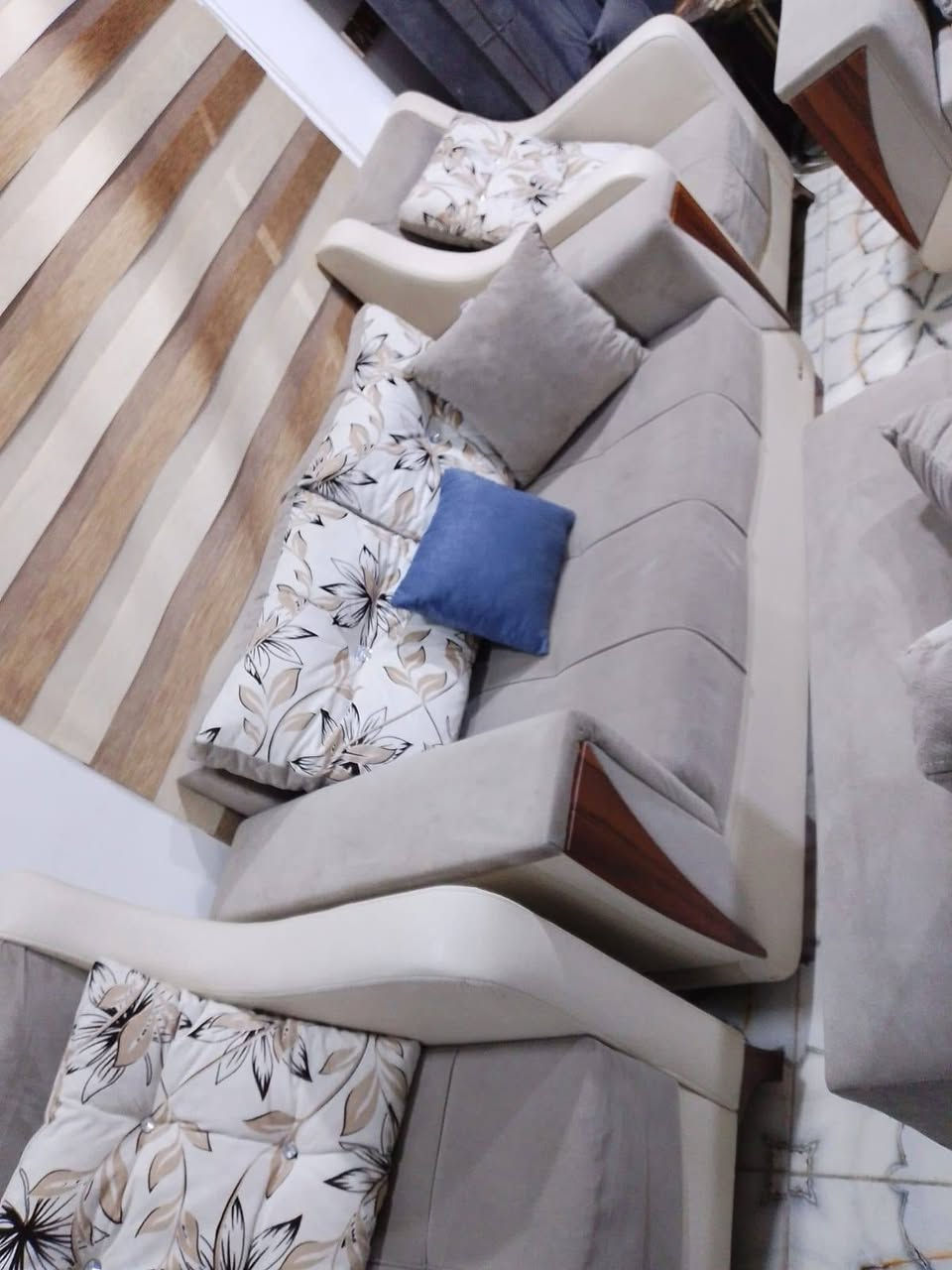 تخم تركي شرط النظافه اذا مو اخو جديد لا تاخذ


**إذا كنت صاحب هذا الإعلان وتريد حذفه لأي سبب، رجاءا أرسل رسالة إلى الدعم الفني**