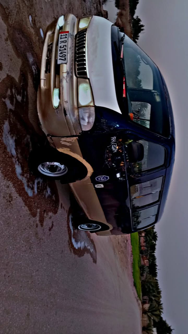 سلام عليكم سياره بريجو للبيع مكفوله كفاله موديل96 رقم نكليزي مصفره هيئه وغرامات كير مكينه وكسل بالكارتون حداديه جديده شواصي بلاديات بس واحد بيه باج الخلفي بور جديده سنويه 31 خطها كوفه نجف مكاني بنجف سعرها 45 هذه رقمي ***********
