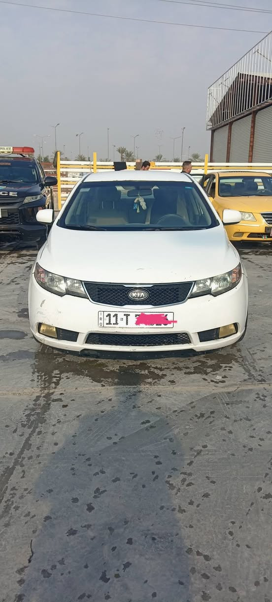 السلام عليكم
كيا فورتي 2010
مكينه 2000دوش
رقم بغداد دولي بأسمي
سنويه ل 2028
حادث بإمريكا جاملغين وبنيد بدون دواخل
مكاني بابل
السعر 103 وبيها مجال 
السياره شرط التحويل
رقم الهاتف ***********
