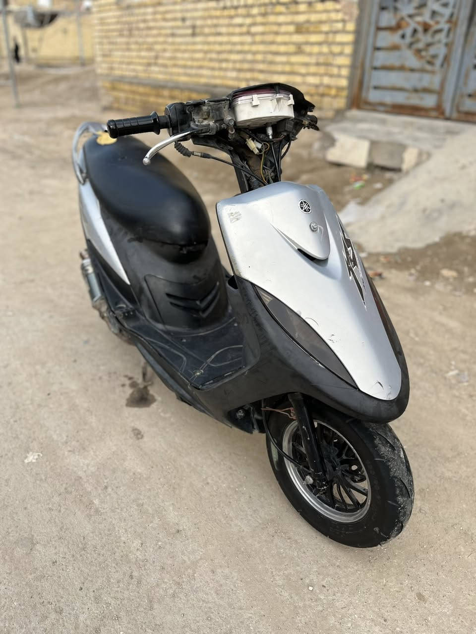 سلام عليكم ماكس عدله مفتوحه ولفات فقط بوشه ٥٥ بلاد شرط الفحص كلجات رياضي اصلي مو تجاري سعر ٦٠٠ او مراوس  مكان ناصريه مركز *********** واتس فقط
