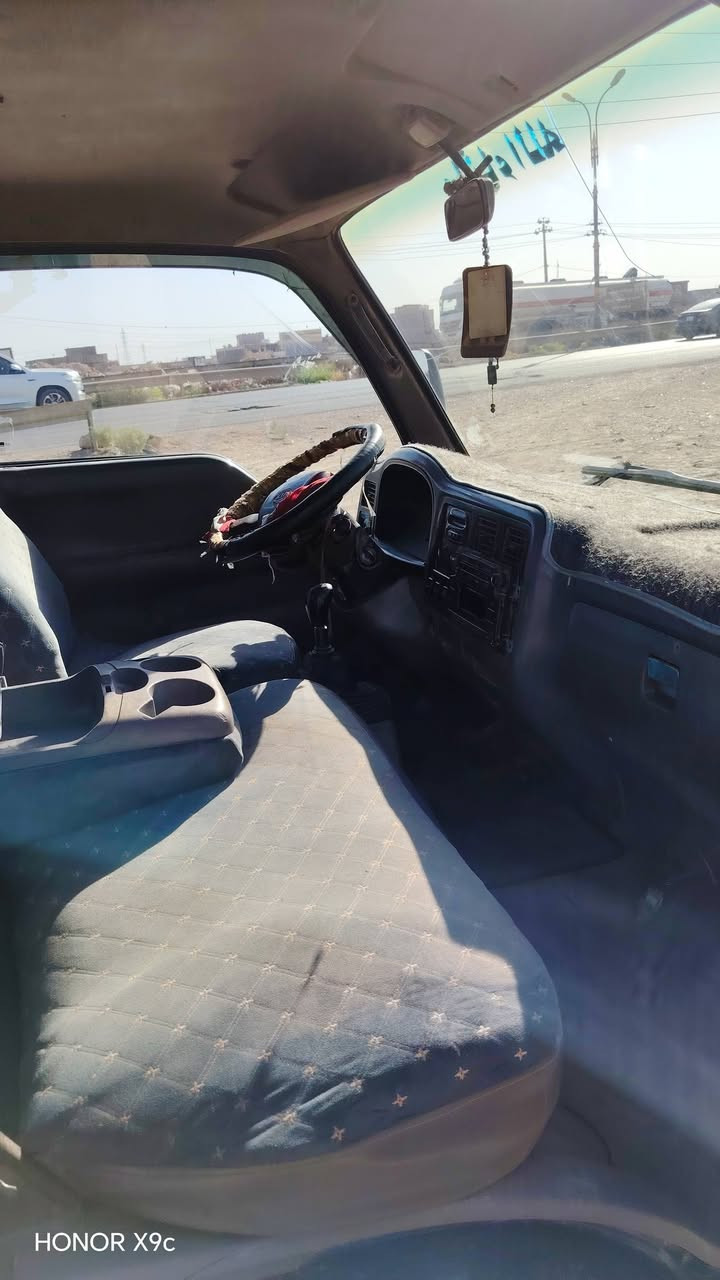 السلام عليكم سيارة فونتيرة فحل البيع سيرة خير ان شاء  الله موديل 2001 رقم انكليزي سنوية جديدة مصفرة قرامات رقمي ***********سعر 75بيه مجال مكاني بغداد ناحيت الوحدة قرب بسماية

مكلف بل نشر
