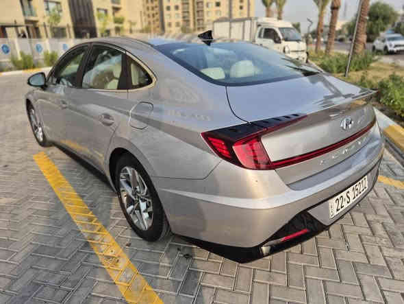 السلام عليكم 
بيع فقط بدون مراوس 
سوناتا 2023
مواصفات SEL
بصمة وتشغيل عن بعد 
لايت 4 عدسات
كشن كهرباء
 تدفئة كشنات 
رادار امامي 
تحديد مسار 
 رادار جانبي 
نقطة عمياء 
مانع تصادم 
مثبت سرعة تفاعلي
مكينة 2500 المرغوب 
 بيها بابين مبدلات نفس اللون وجاملغ كلير
معروضة 184 وبيها مجال
مكاني بغداد / حي الجهاد
واتساب ***********
*********** بغداد
