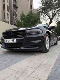 دوج جارجر sxt plus 2022 للبيع كشر السياره كلين ( الحادث بل تاير )  واك...