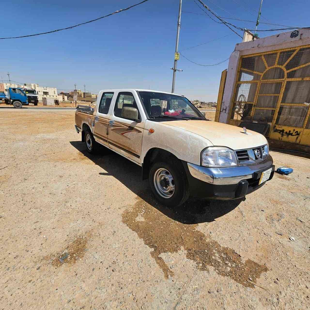 سياره بيع نيسان مديل 2016 مكفوله ما عده الواضح في السونارسعر 135 رقم بغداد  ***********
