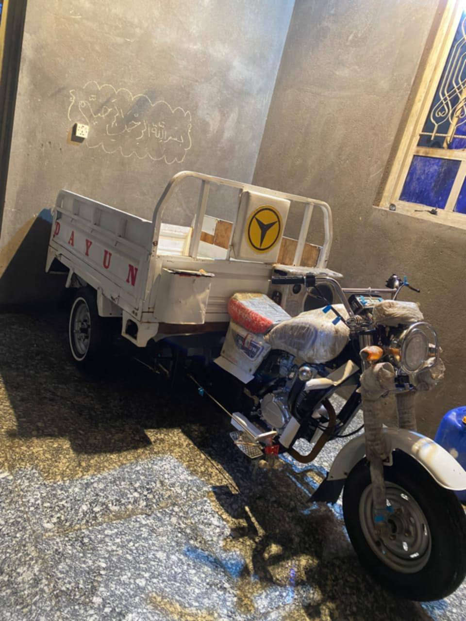 السلام عليكم..
ستوته للبيع اوراق  2013 

توه معمره صالها سبوع كله جديد من طول 

مكفوله من طول لطول حته براغي جديد 

السعر خاص مكاني ناصريه مركز حي اريدو 

رقمي ***********
