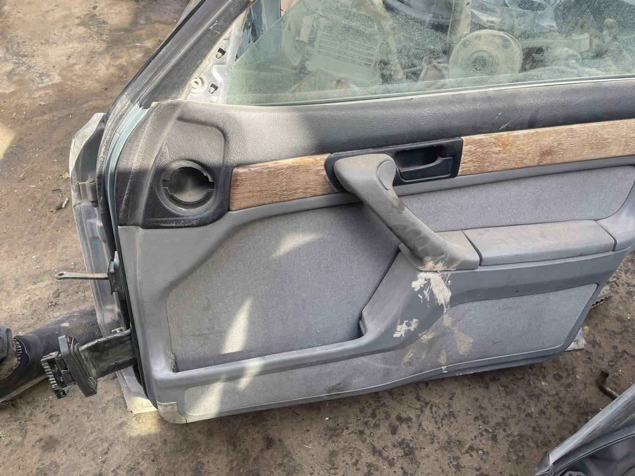 سلام عليكم تفصيخ بيم شتحتاج اتصل عنوان بغداد جسر ديالى الجديد ***********
