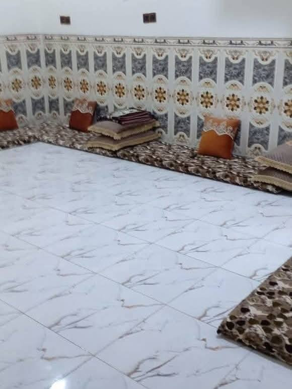 [[بسم الله الرحمن الرحيم]]
🏡     🏘      🏚 

#يوجد_مشتمل_للبيع

#العنوان  الفلوجة 
#المنطقة حي الامين // مقاطعة 17 الف 

#ملاحظة المشتمل يباع عن طريقة مصرف العقاري بمقدمة 15 مليون للشخص لعندة باركود فقط 

✅المساحة : 125م
⬆️ الوجة : 6 وربع م
🏞️النزال : 20م
 
غرف 3
استقبال 
صالة
مناور
مطبخ
صحيات 
الارضية سيراميك 

                       #بناء 🧱 : طابوك 
      
     #شارع 🏞️⬆️⬆️ : 10م كامل الخدمات

  #السعر_محدد_من_قبل_البائع 
    
        
        ⚖️⚖️   نوع الملك : طابو صرف تحويل مباشر  🏙 

            #السعر💰💸:  120 مليون وبي مجال

__________________________________

للأستفسار⛔🖲️ : مراجعة 
🥇#مكتب_الرافدين_للعقار 🥇
العنوان شارع المنجزات تقاطع جامع التقوئ مجاور محطة المتميز المركزية لغسيل السيارات 🚗🚖
__________________________________

#ملاحظة//📋📑 اذا لديك عقار تريد تعرضة للبيع او تريد تشتري عقار قم بمراسلة الصفحة او اتصال على لارقام الموجودة+ واتساب
            
         #للأتصال_او_واتساب 📞  ***********
         #للأتصال_كورك.   📞.      ‏‪***********‬‏

#بيع_وشراء_الدور_السكنية_والزراعية_العقارات_في_مدينة_الفلوجة #مكتب_الرافدين_للعقار_بيع_وشراء_العقارات_بسعر_مناسب
#عقارات_الانبار_الفلوجة
