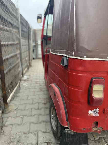 تكتك موديل 18 اوراق كاملة التكتك جاهزة اوحلوة بيهة محرك مال 20 بجيس ناعم السعر 3 او 650 العنوان بغداد جسر ديالى القديم ***********
