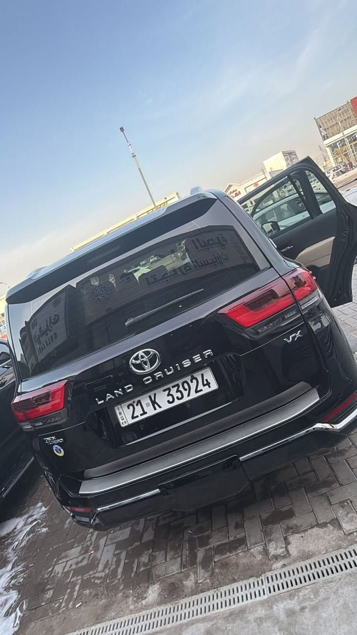 السلام عليكم
لاندكروز ساز 2022 في اك تون توربو
كفاله عامه بيهه ملاحضه بصيطه
سياره حلوه وجديده وجاهزه
مكاني بصره
***********
سعرها 645 وبيهه مجال
