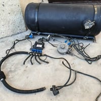 عندي منظومة غاز للبيع السعر ١٥٠ الف وبيهة مجال رقم الهاتف :07814908533