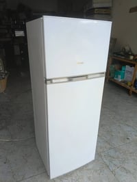 ثلاجة10قدم نضافة90٪ 135الف  هاتف07712056245