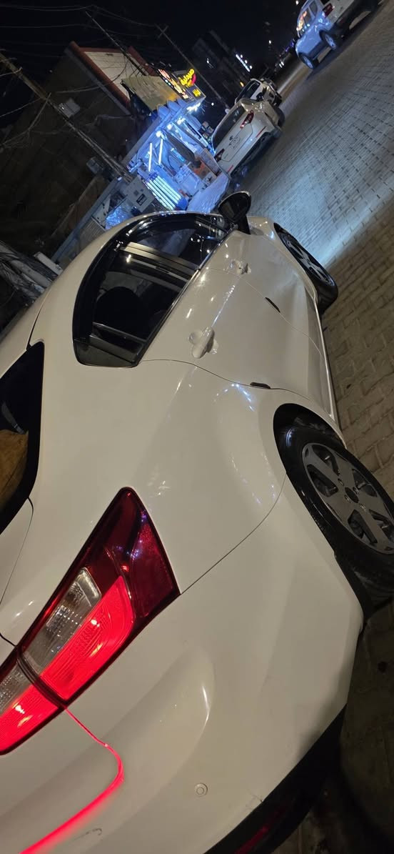 السلام عليكم.. كيه ريو موديل 2012 سكنت النجف بسمي مكفوله  كير مكينه حداديه باتري تخم تاير السياره جديده احلى من الصوره التواصل ع رقم ***********
