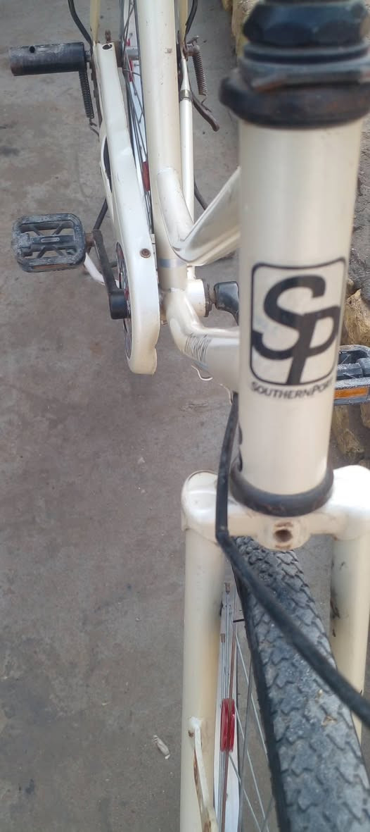 سلام عليكم ورحمة الله شباب هاذه البيسكل للبيع او مراوس السعر 95 وبي مجال


**إذا كنت صاحب هذا الإعلان وتريد حذفه لأي سبب، رجاءا أرسل رسالة إلى الدعم الفني**