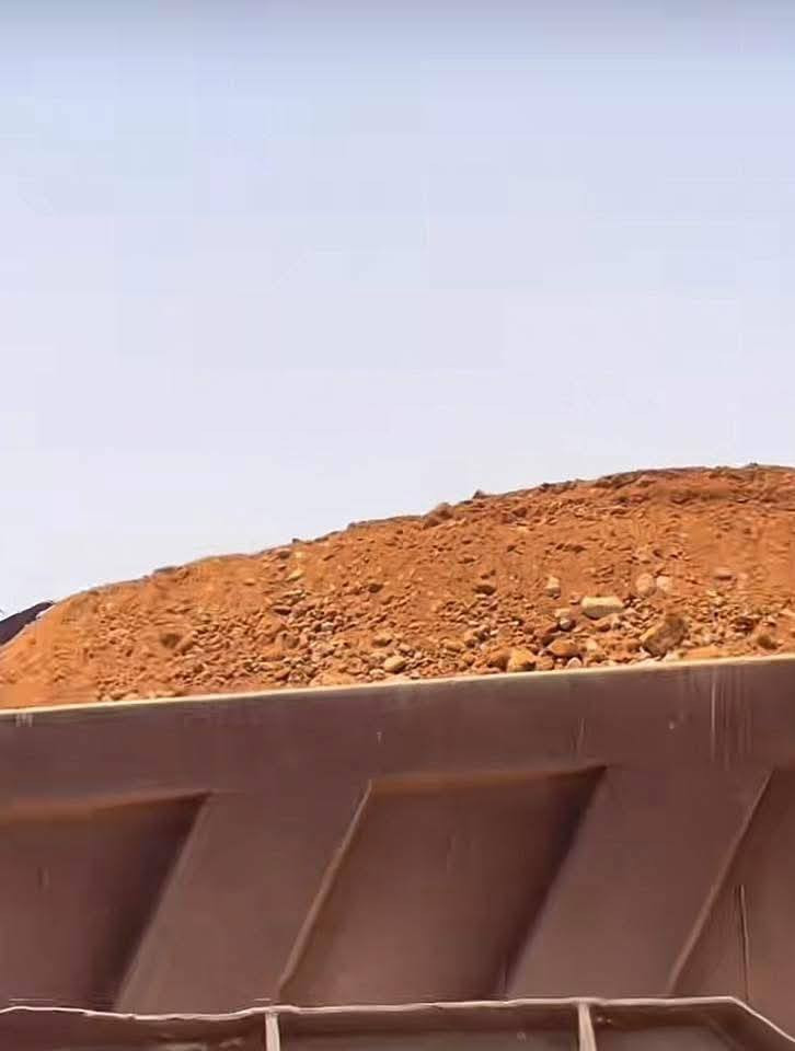 للبيع سبيس السعر60حمل فول سبيس شرط المكلاب نتصل*********** السعر 60 وبي مجال واصل
