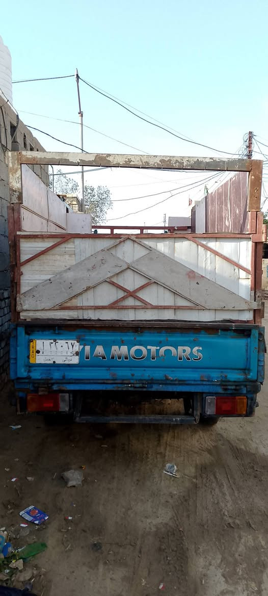 سلام عليكم سياره للبيع تفاصيل 
*********** 
*********** شاكر ابو عباس
