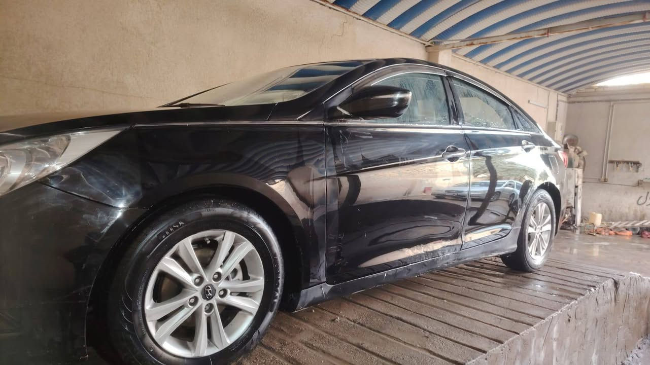 السلام عليكم
سوناتا موديل 11 مكينة وكير وحدادية وتبريد جاهزة 

البدي شوف العين تجين تشوفها بعينك بيها ظربة بالصفاح مكينة 2000 دوش 

السعر 85 وبيها مجال اي استفسار خاص او عالرقم 

***********

***********
