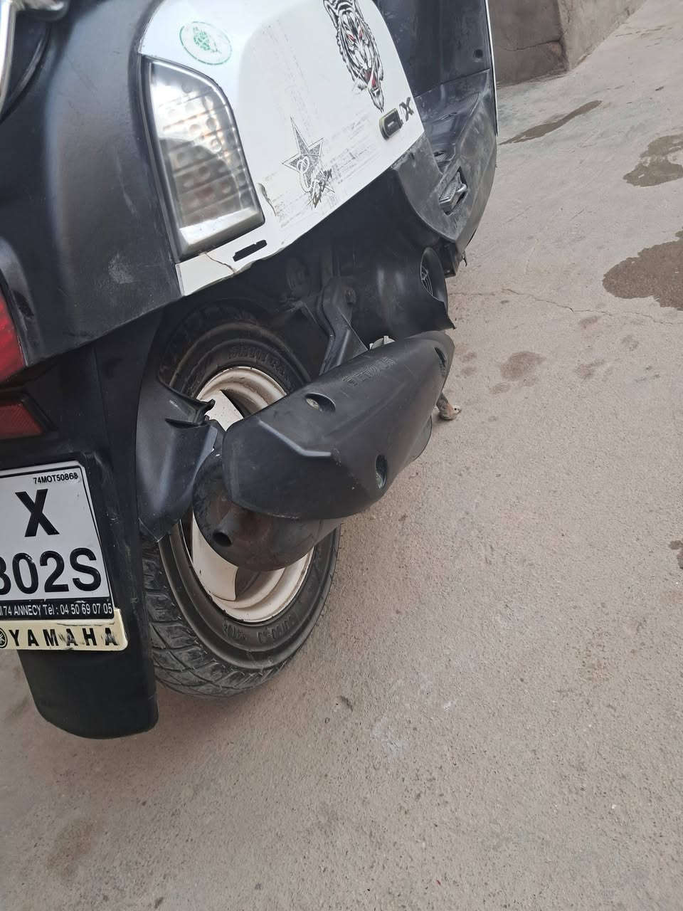 بوليس نوزل دراجه كفاله عامه وكيله بيت غودي بلقطاع ما نقصه شي دراجه اوراق سعر 950 دراجه وكاله *********** ختم واحد
