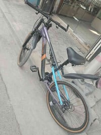 بايسكل رياضي جديد كلشي بلادي نضيف مصاري اقل من اسبوع من ماخذه ٣ دبلات ...