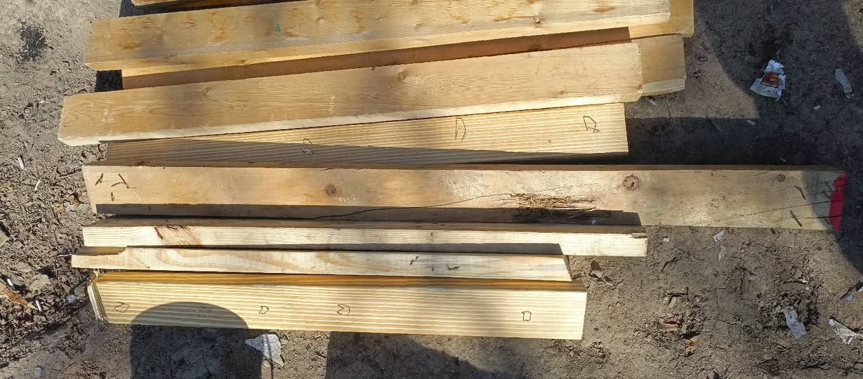 سلام عليكم خشب جديد للبيع متعدد القياسات ***********
