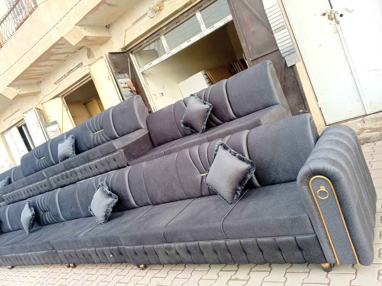 معرض تكريت للاثاث المنزلي للجمله والمفرد
يتوفر لدينا جميع انواع وللوان مختلفه ويتوفر لدينا فصال حسب طلب الزبون معه كوشات وضمان حقيقي يتوفر لدينا توصيل 
العنوان تكريت شارع الزهور لحولي مقابل مدرسه كنوز لهليه مجاور مجمع رداد للنشائيه محل ابو عبد الله 🥰🌹 

للاستفسار اكثر تصال على الرقم الهاتف او مراسله ع واتساب 
***********
***********
