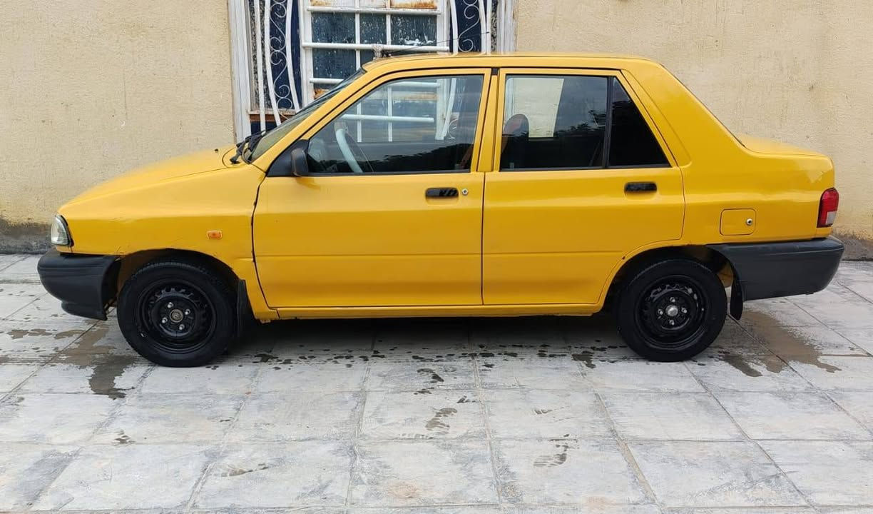 سلام عليكم
سايبه موديل 2020
رقمه قادسيه محرك وكير وحداديه تايرات كهربايات 
بيه بارد بل جاملق  والبقيه كفاله سياره المكان سياره الديوانية سعر ب55... 
.. ***********
