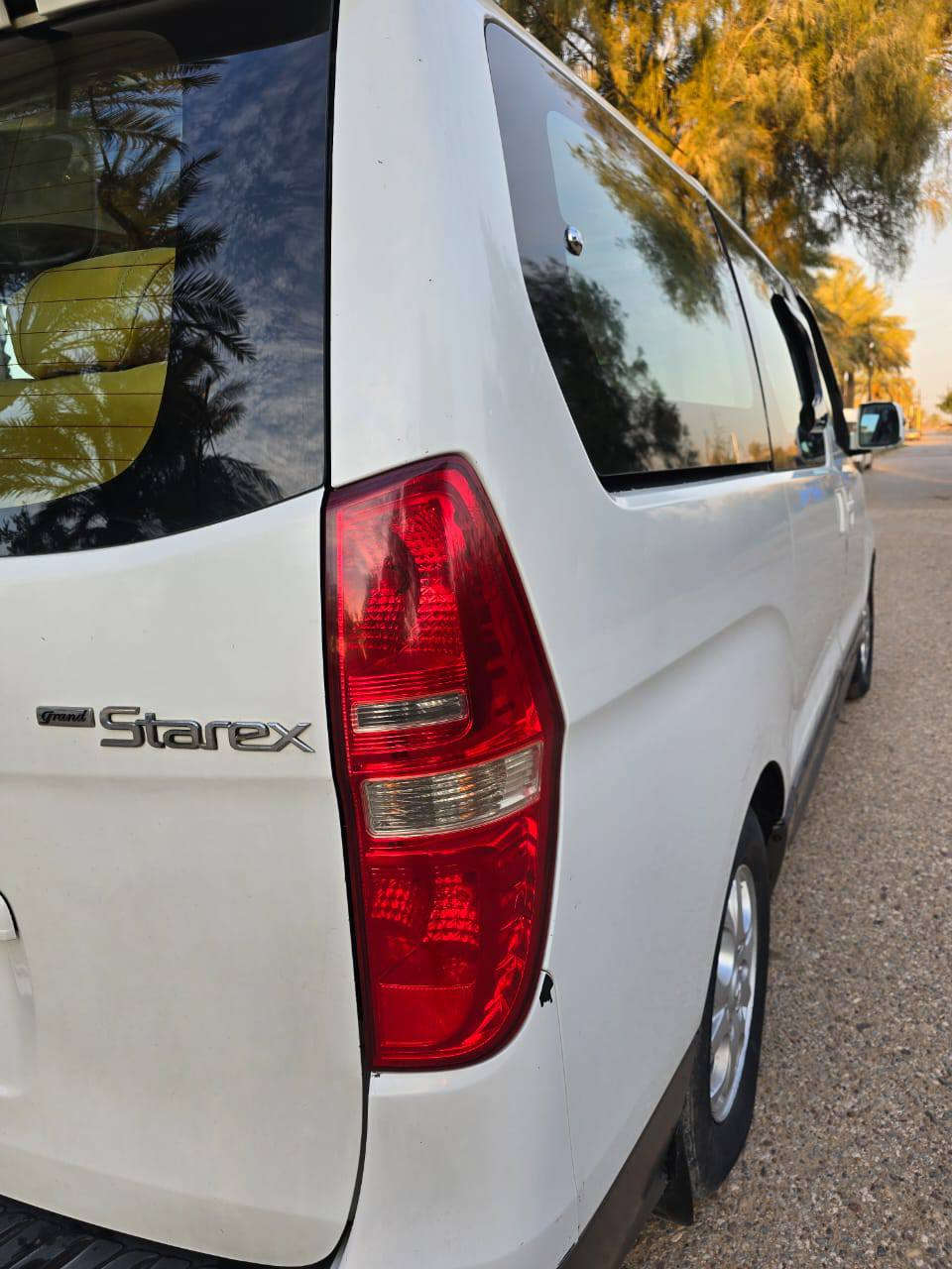 ستاركس موديل 2010 مفتوح 
مكفوله من الضربه والصبغ   بيها بارد قليل 
السياره  جاهزه 
تبريد جاهز
گير محرك اكسل مكفول
 صدر خلفي  امامي جديد
شاشه +تحكم استيرن+حافظه  سبع الوان 
السعر 150 بيها مجال 
للأستفسار الاتصال على الرقم  .  اني مكلف بالنشر

***********
