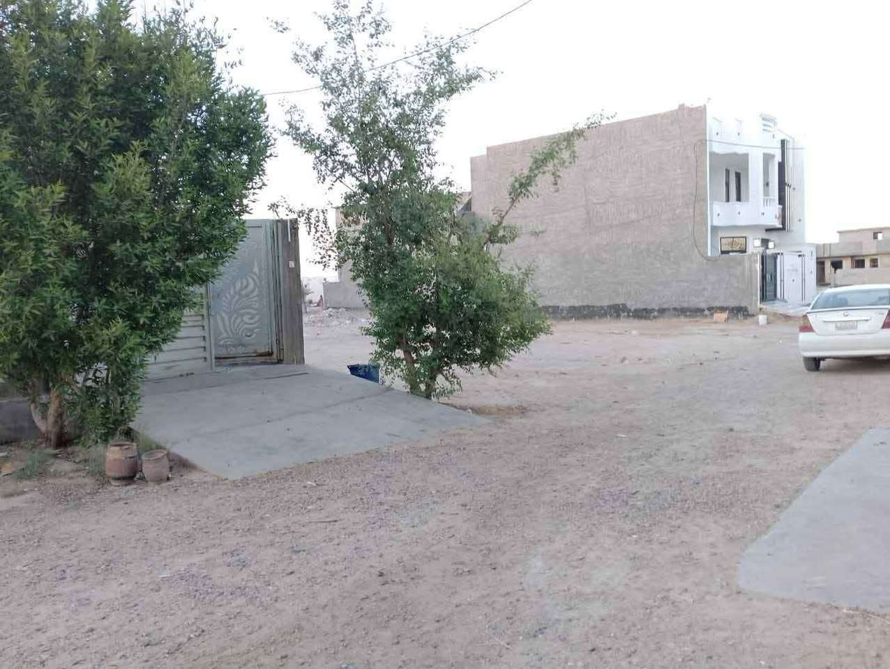 السته كيلو مجاور المدينه المميزه  طابق واحد مساحه ٢٤٠
غرفتين وصاله واستقبال
داخل كامل بناء حجر
ارضيه بورسلين
صحيات داخل خارج
حديقه كراج
ارتفاع السقف 335
السعر ١٣٠ مليون
عرض الشارع ١٠


**إذا كنت صاحب هذا الإعلان وتريد حذفه لأي سبب، رجاءا أرسل رسالة إلى الدعم الفني**
