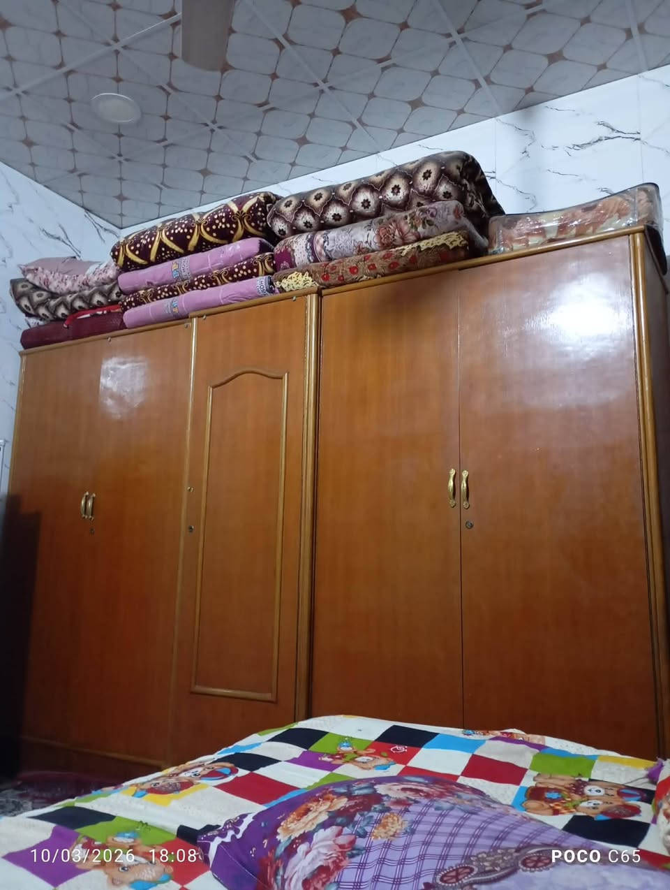 غرفة صاج نظيفة 
السعر 500 ألف 
حله دبلة


**إذا كنت صاحب هذا الإعلان وتريد حذفه لأي سبب، رجاءا أرسل رسالة إلى الدعم الفني**