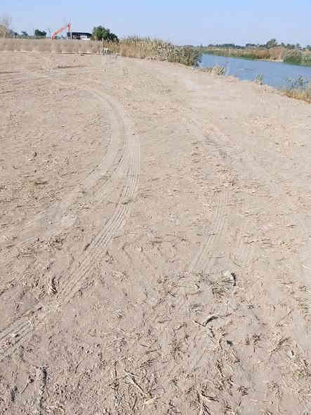 دونم طابو زراعي ٢٥ شاطيه للبيع على طريق موفقيه حي الشارع السياحي  للأستفسار 
***********
‏‪***********‬‏
