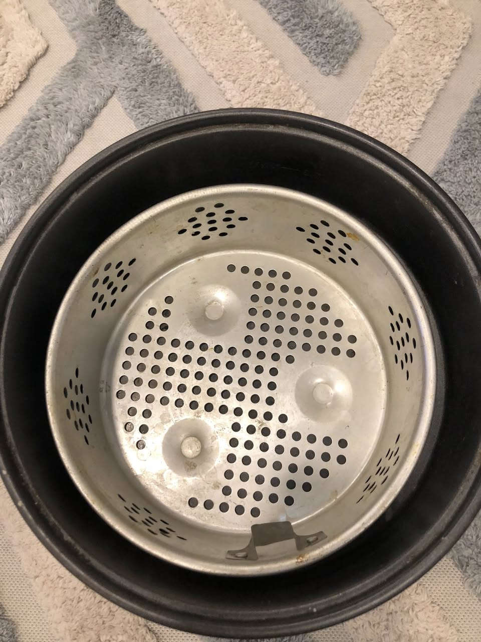 جدر كهربائي مال مقليات او فنكر جديد مامستخدم السعر 25 وبي مجال مكاني بصره ياسين خريبط هاذ رقمي ***********
