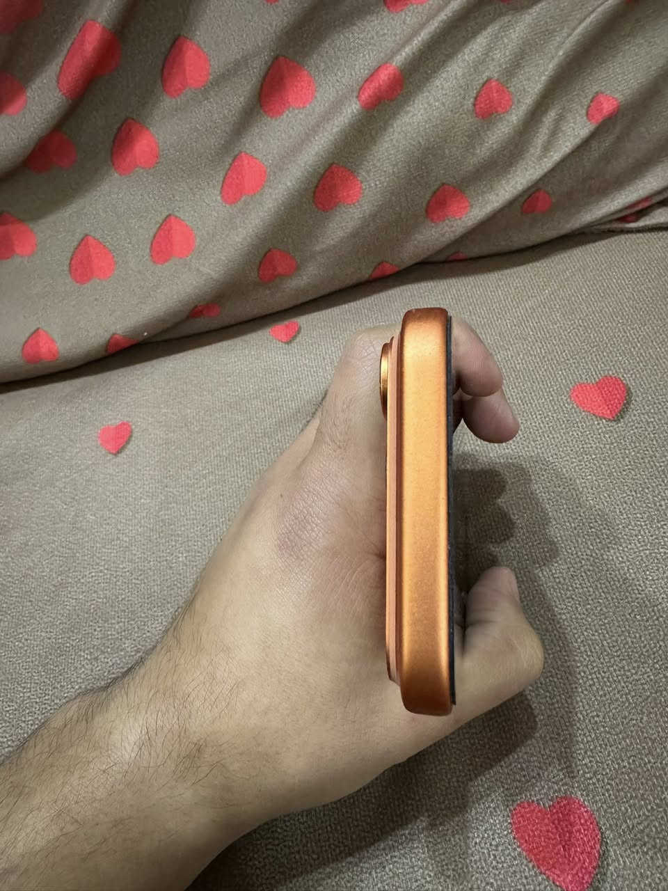 ايفون 17 برو ماكس للبيع ذاكرة 256 دبل شريحة نسخة CH
بطارية 100‎%‎ 
عدد دورات الشحن 22 
السعر 2200 
للأستفسار *********** 
مكاني بغداد
