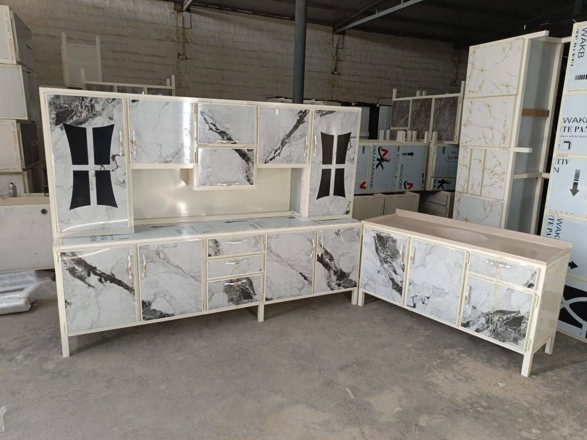 للبيع
مترين ونص مع سنك 
يتوفر توصيل محافظات


**إذا كنت صاحب هذا الإعلان وتريد حذفه لأي سبب، رجاءا أرسل رسالة إلى الدعم الفني**